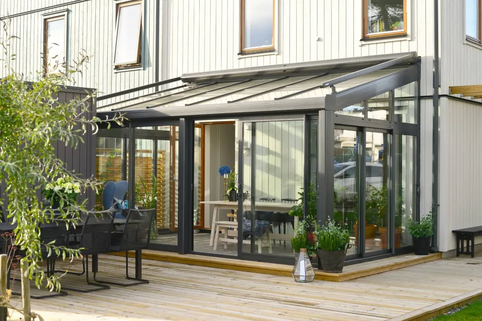 Uterum Aluminium Pulpet Vinter